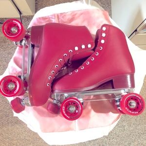 Never used outside brand new, size 8, women’s red